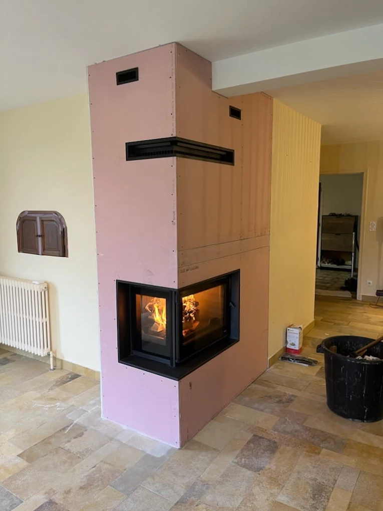 Installation d'un insert à bois par Poêle et Cheminée By Gosset - AU FEU BERJALLIEN